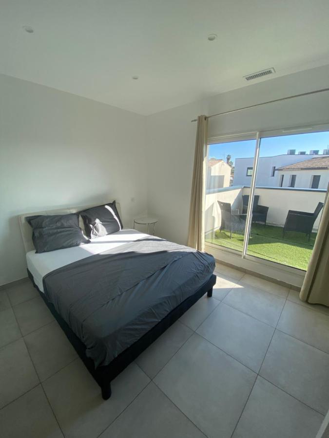 Proche Plage ,Lumineux, Confort Et Bien Situe Villa Mèze Екстериор снимка